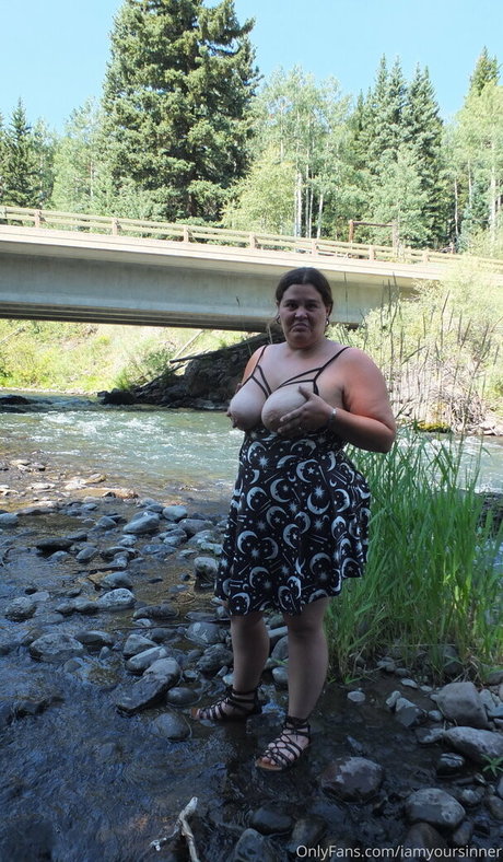 iamyoursinner erotic model pic