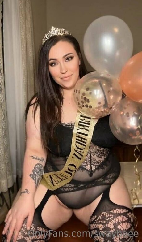 18 year old onlyfans adult img