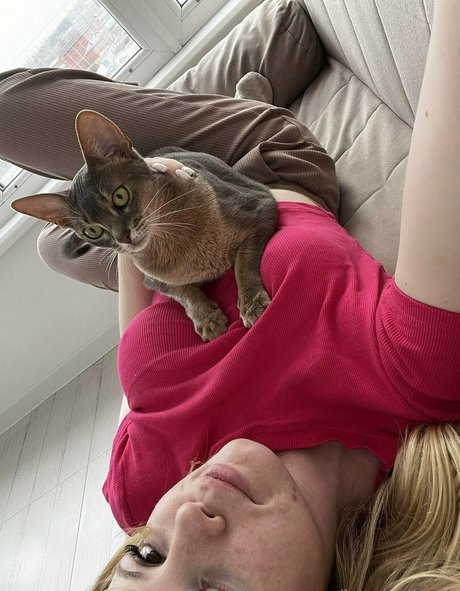 bunnykats adult model image