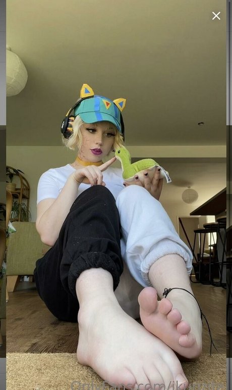 ikunzite nudes actress photo