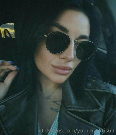 yummy kris69 nude pornstar gallery