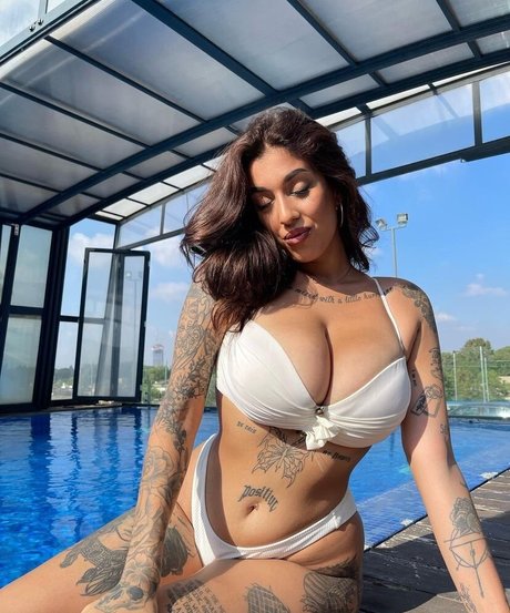 May Bakshi nude model pics