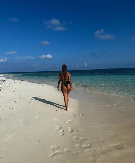 famous nude onlyfans nudes pictures