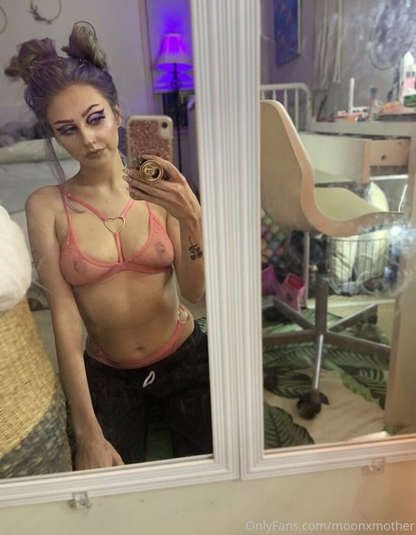 swampxslut erotic actress pic