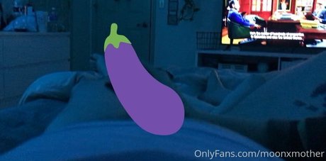 nude selfie onlyfans pornographic images