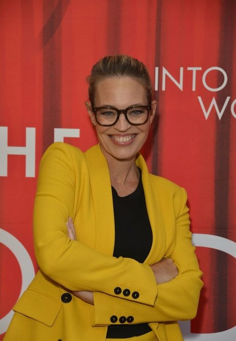 Jeri Ryan Quick photo