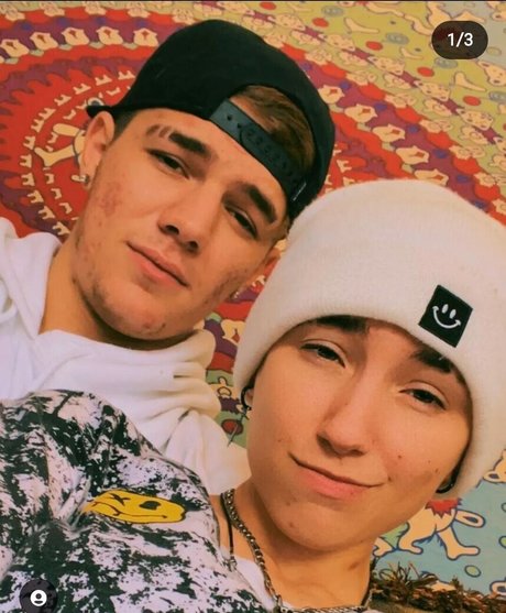 Bonggdogg model top galleries