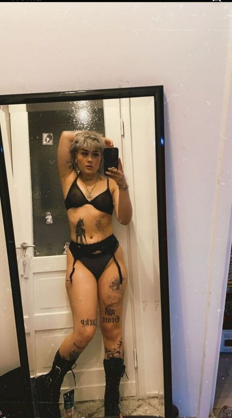 Eki102 top pornstar pics