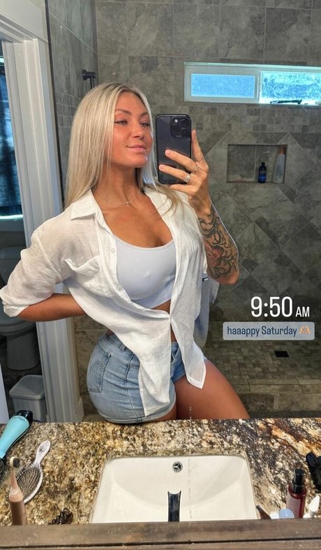 Jordan Elizabeth pornstar xxx pics