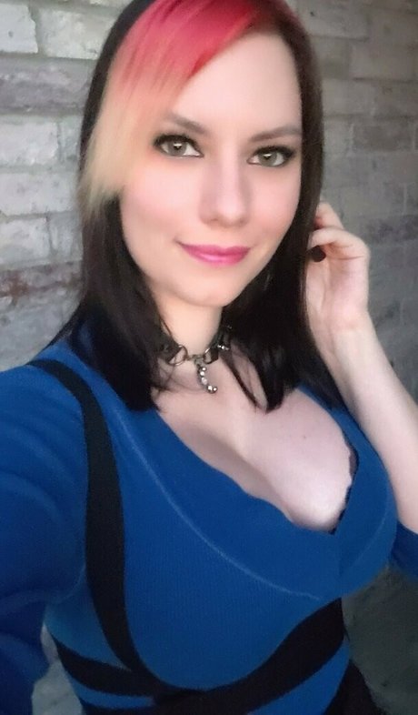 Sinnocent pornstar gallery