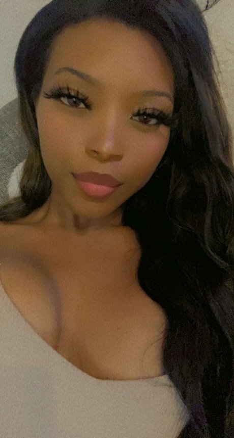 Princess Aleah_ pornstar top photo