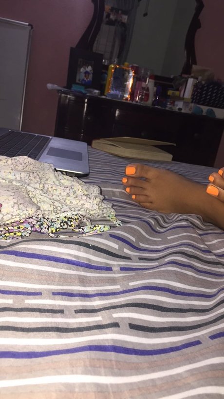 Dani Dior_ star exclusive photos