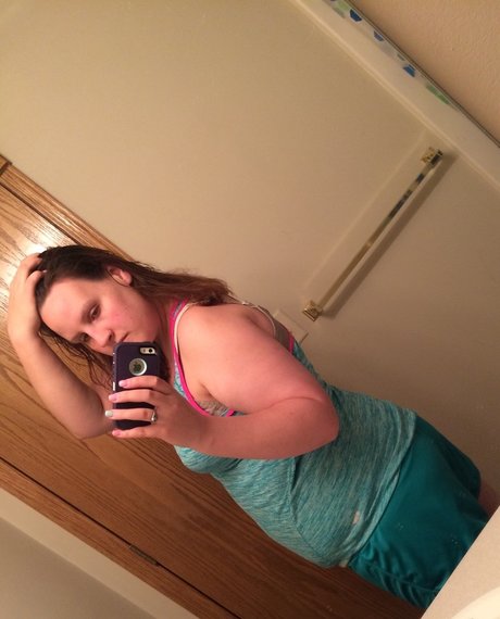 Princess19912009 model pornographic image