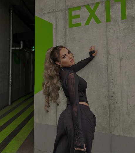 Prettykiitty star erotic pics