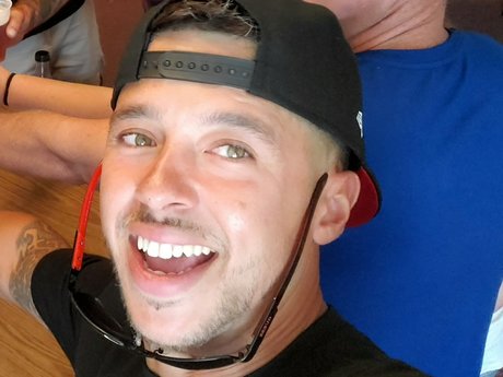 Puff Wellington free model pictures