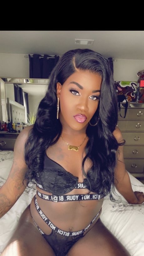 Shemale Chocolate erotic actress galleries