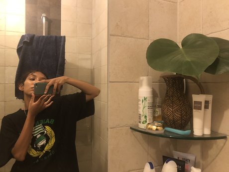 V era I nez P rtfors high quality model img