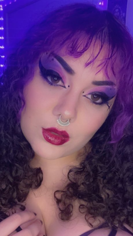 The Pumpkin Butt Sluttt porn model archive