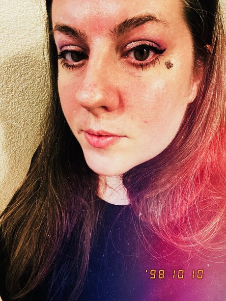 Schism hot model image