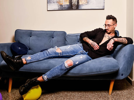 Badfuckerr high quality model pic