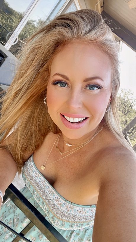 Diamond James exclusive pornstar photos