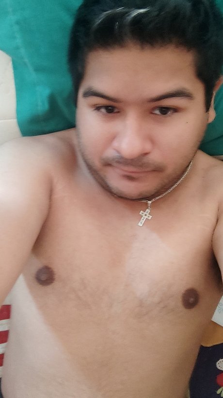 Alfredo Orlando Mares Castro star sexy photo