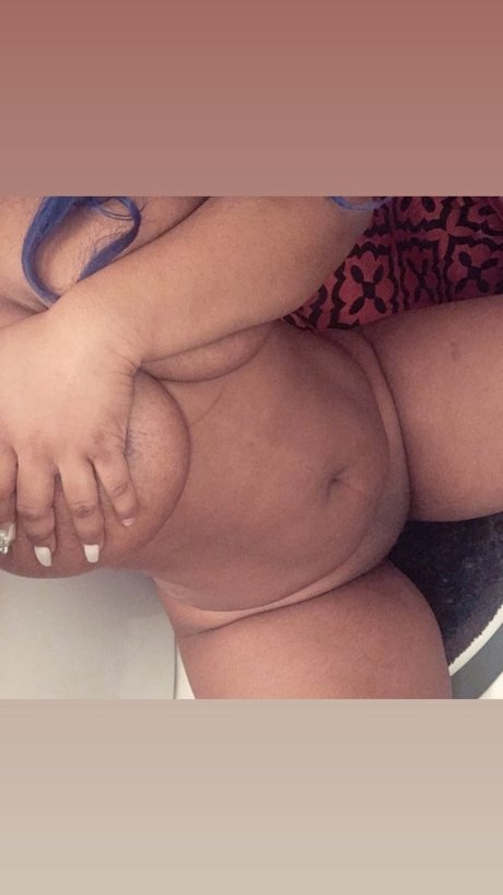 Chyna Bands model top pic