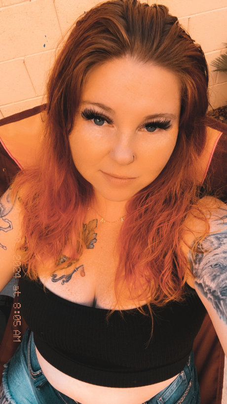 Fun sized red head star high quality photos