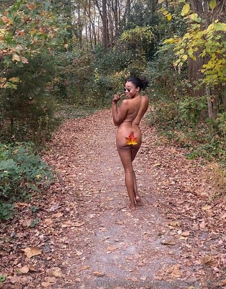 Queen Courtney top pornstar gallery