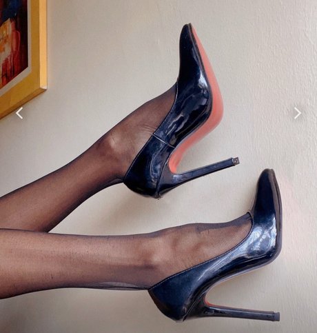 Qish model high quality pic