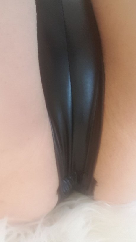 pussy closeups adult model archive