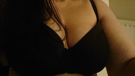 Dame1to3 art model photos