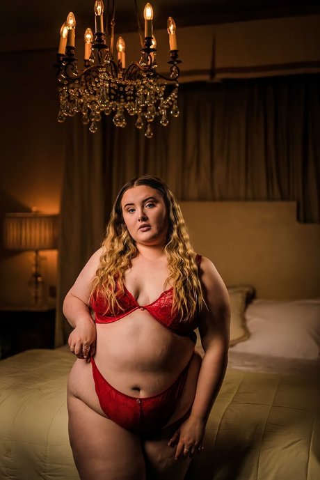 _Quianx_ star adult pic