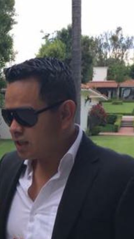 quetzalybarra hot model img