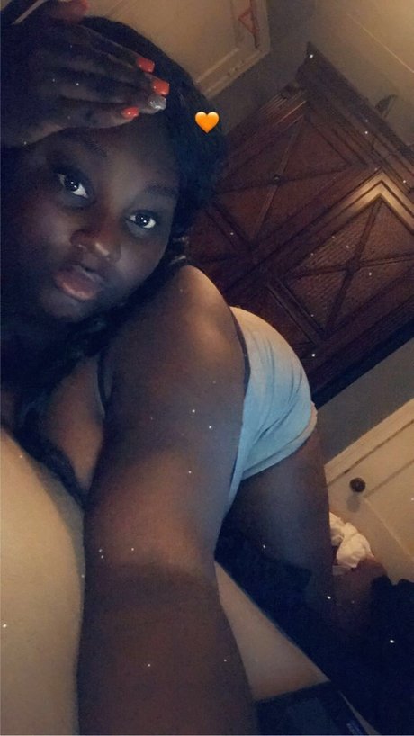 QueenNorthCarolina xxx pornstar img