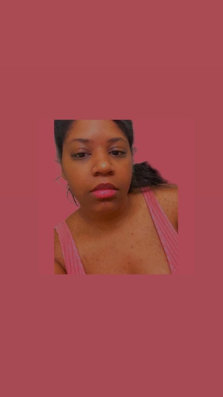 Queen LV model pictures