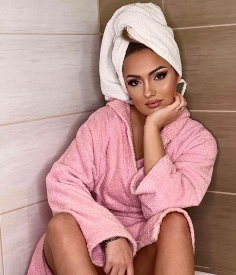 DeeaxsharonFree pretty actress archive