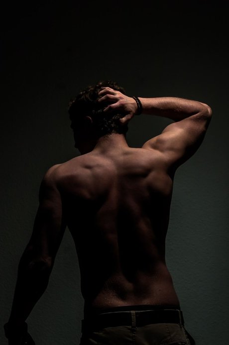 DBG pornographic model image