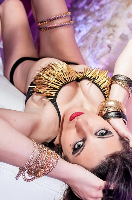 Danna Rosse erotic star img