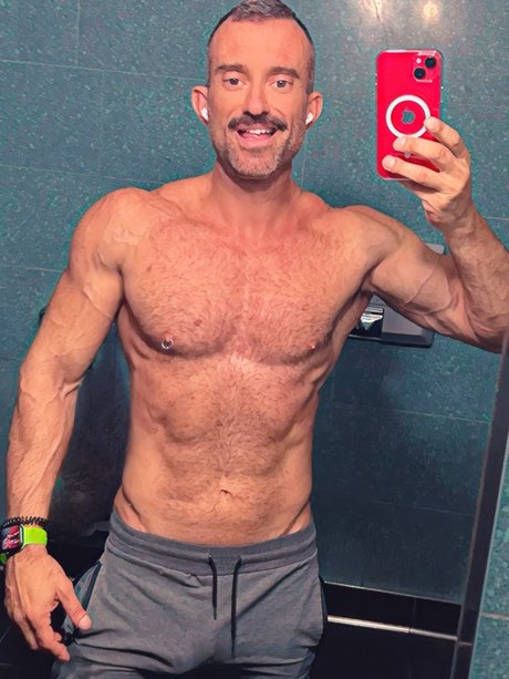 Dominic Cain model sexy pictures