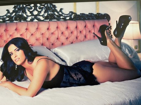 Belinda Donner porn model picture