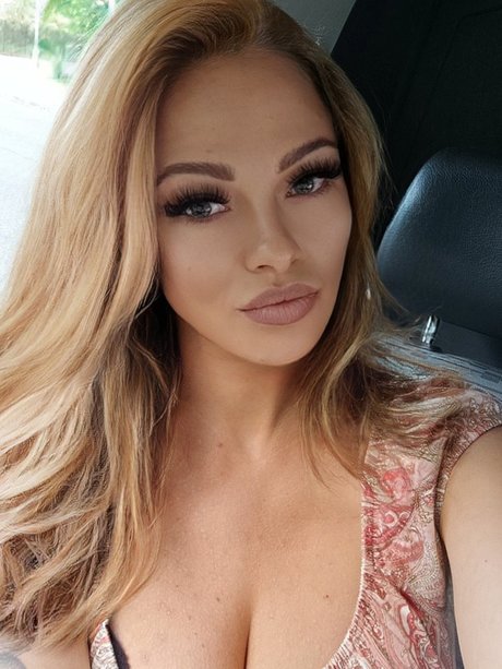 Dominno high quality pornstar archive