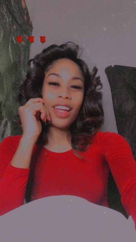 OfficiallyRahriKnows pornstar sexy archive