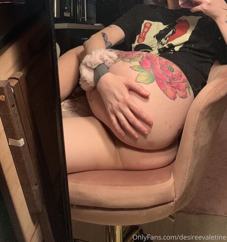 DollFaceDesy model porn pic