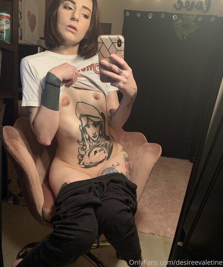 DollFaceDesy pornstar nice galleries