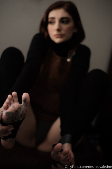 DollFaceDesy model art pics