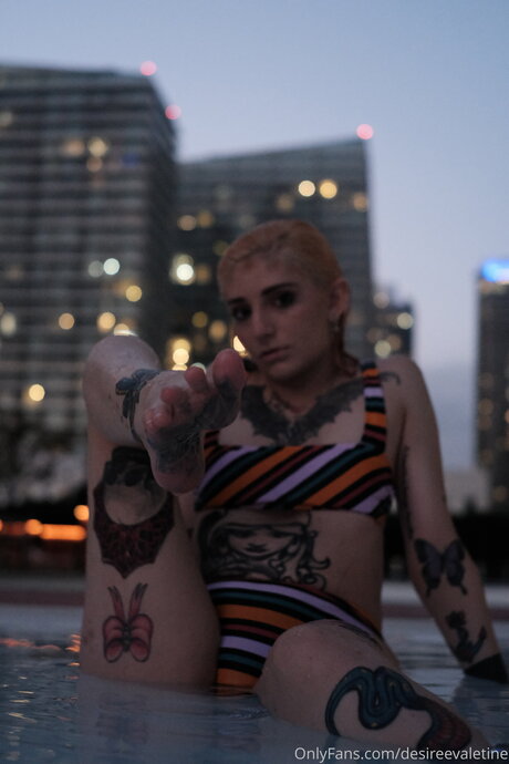 big ass lingerie onlyfans adult pic