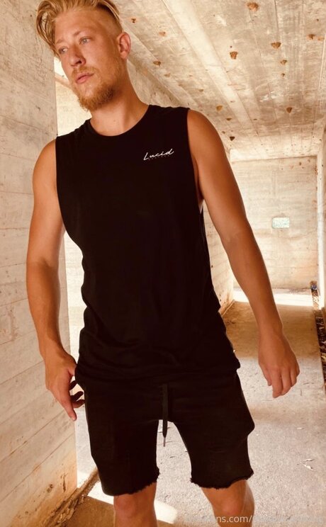 Jaxson Wolfe model pornographic images