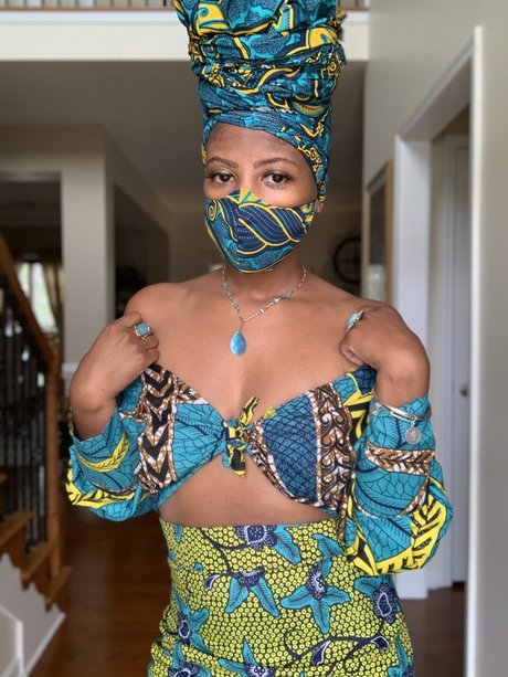 The Manifesting Beauty exclusive model archive