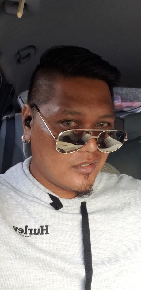 Andre Toves pornstar naked pics